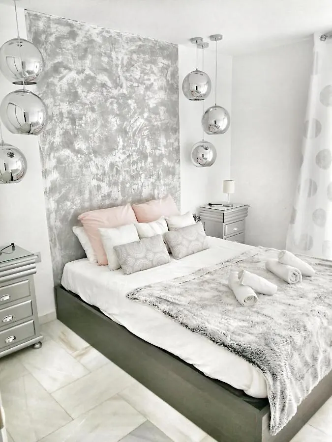Apartamento Exclusivo Puerto Marina Benalmádena 0*,
